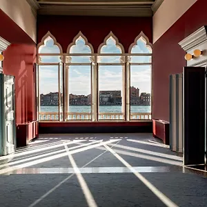 Il Palazzo Experimental **** Venice