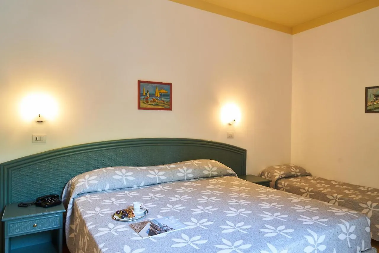 Aparthotel La Pineta Lido di Jesolo 4*,  Italië