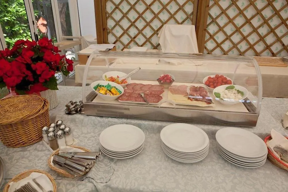 ****  Aparthotel La Pineta Lido di Jesolo Italië
