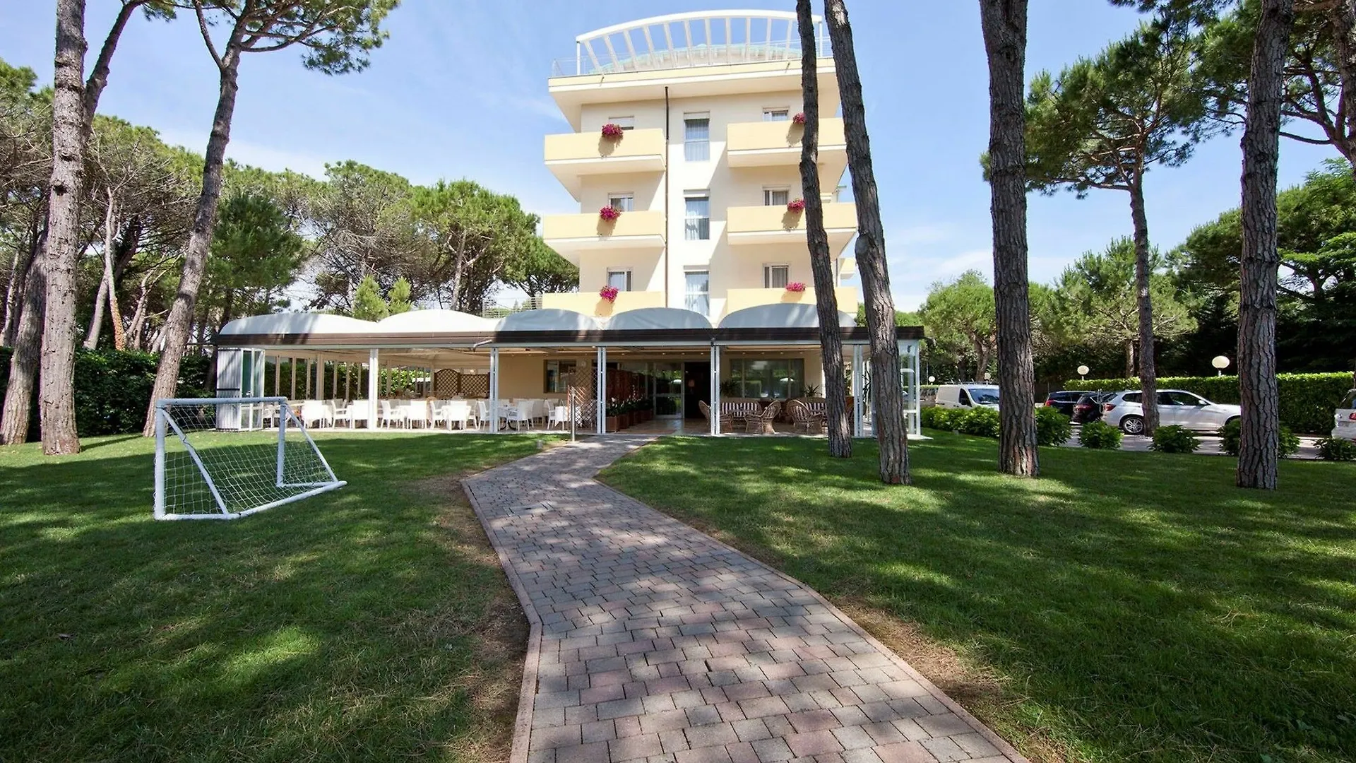 Aparthotel La Pineta Lido di Jesolo